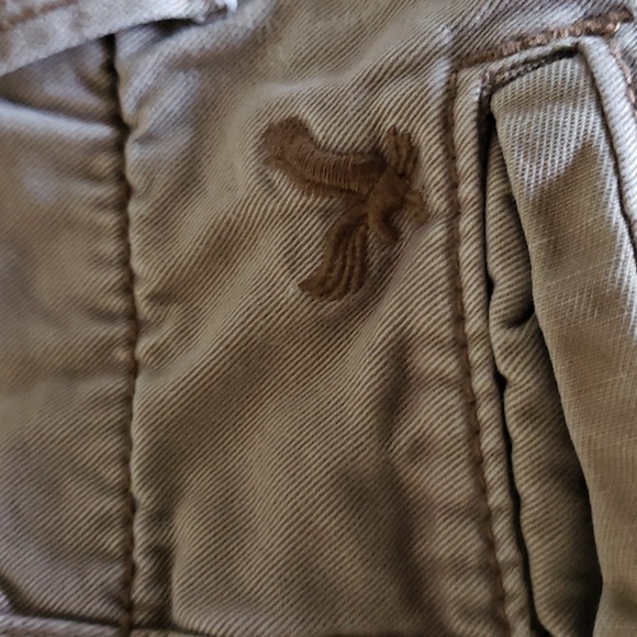 American Eagle Outfitters Khaki Shorts - Picture 8 of 10